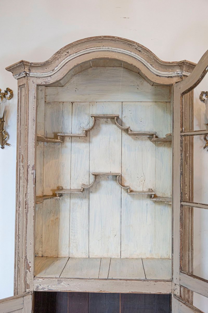 19th Century French Painted Vitrine Cabinet with Bonnet Top and Glass Door - JAA