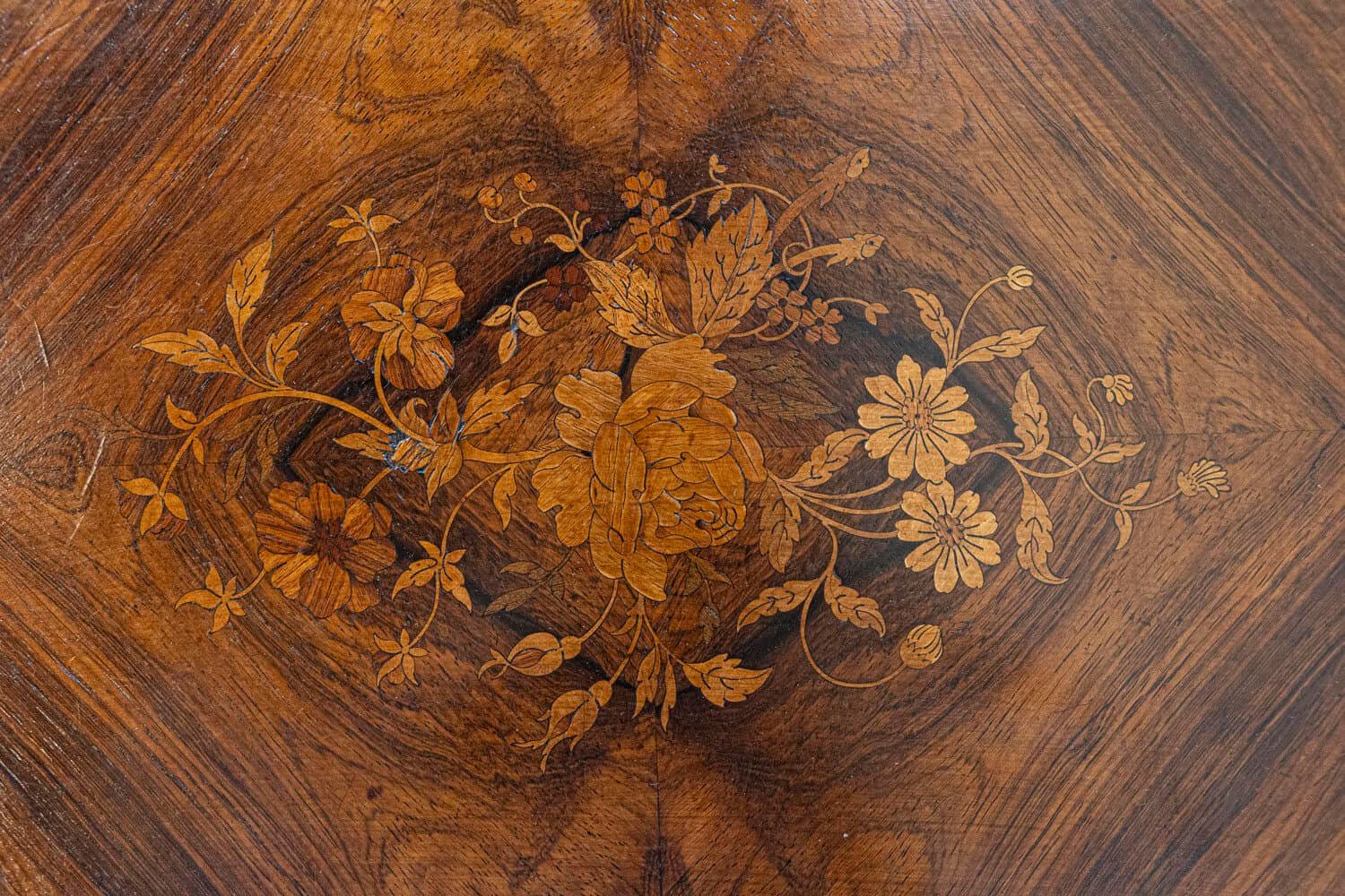 French Louis XV Style 19th Century Marquetry Dressing Table with Floral Motifs - JAA