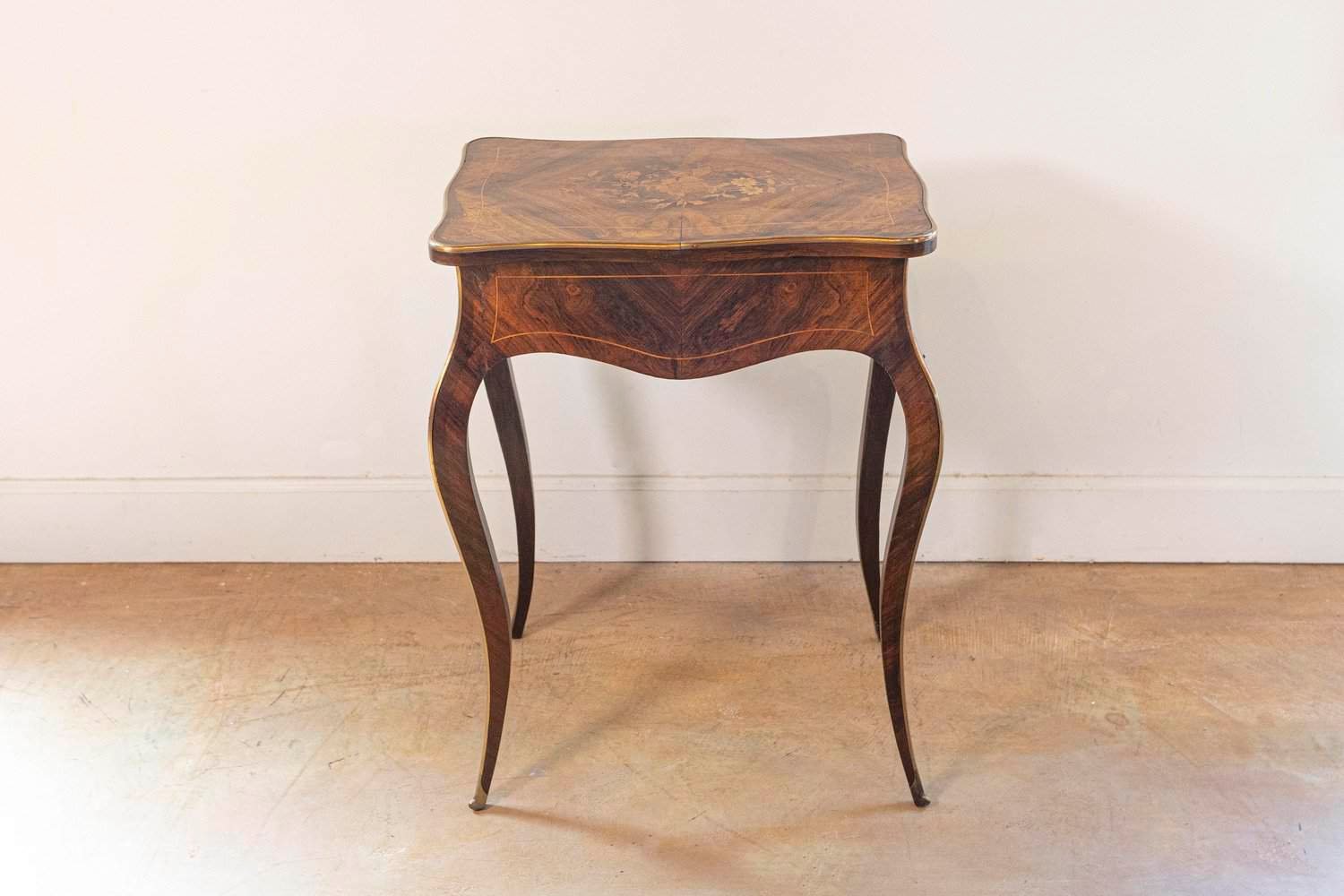 French Louis XV Style 19th Century Marquetry Dressing Table with Floral Motifs - JAA