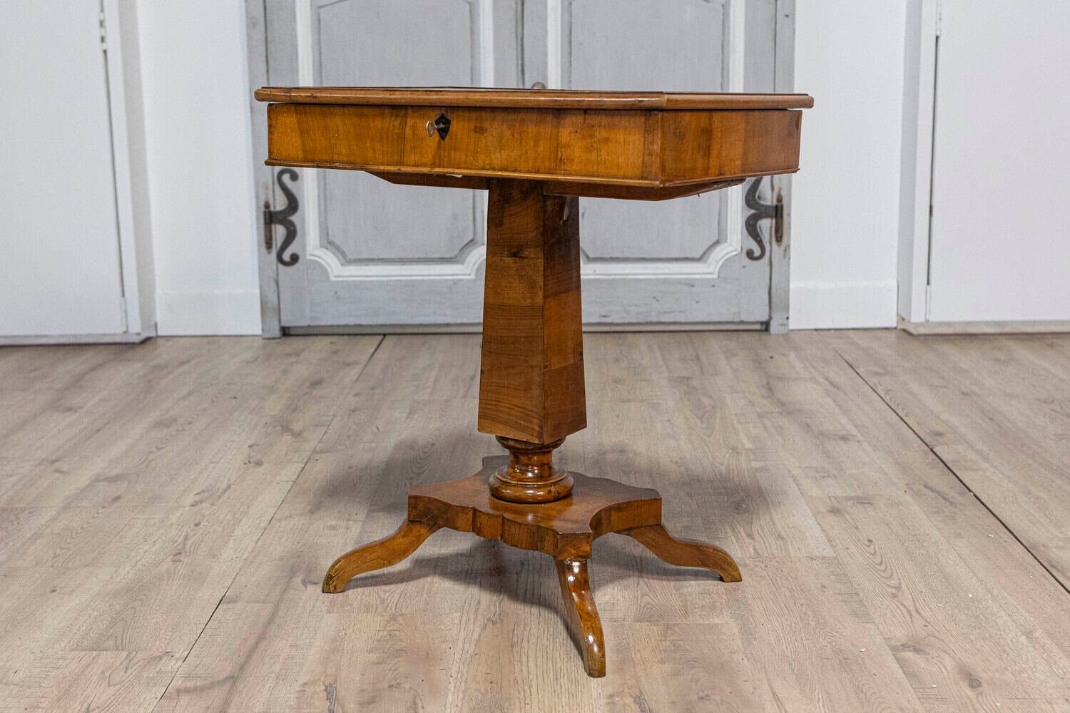 Italian 19th Century Walnut Pedestal Table with Quadripod Base and Single Drawer - JAA