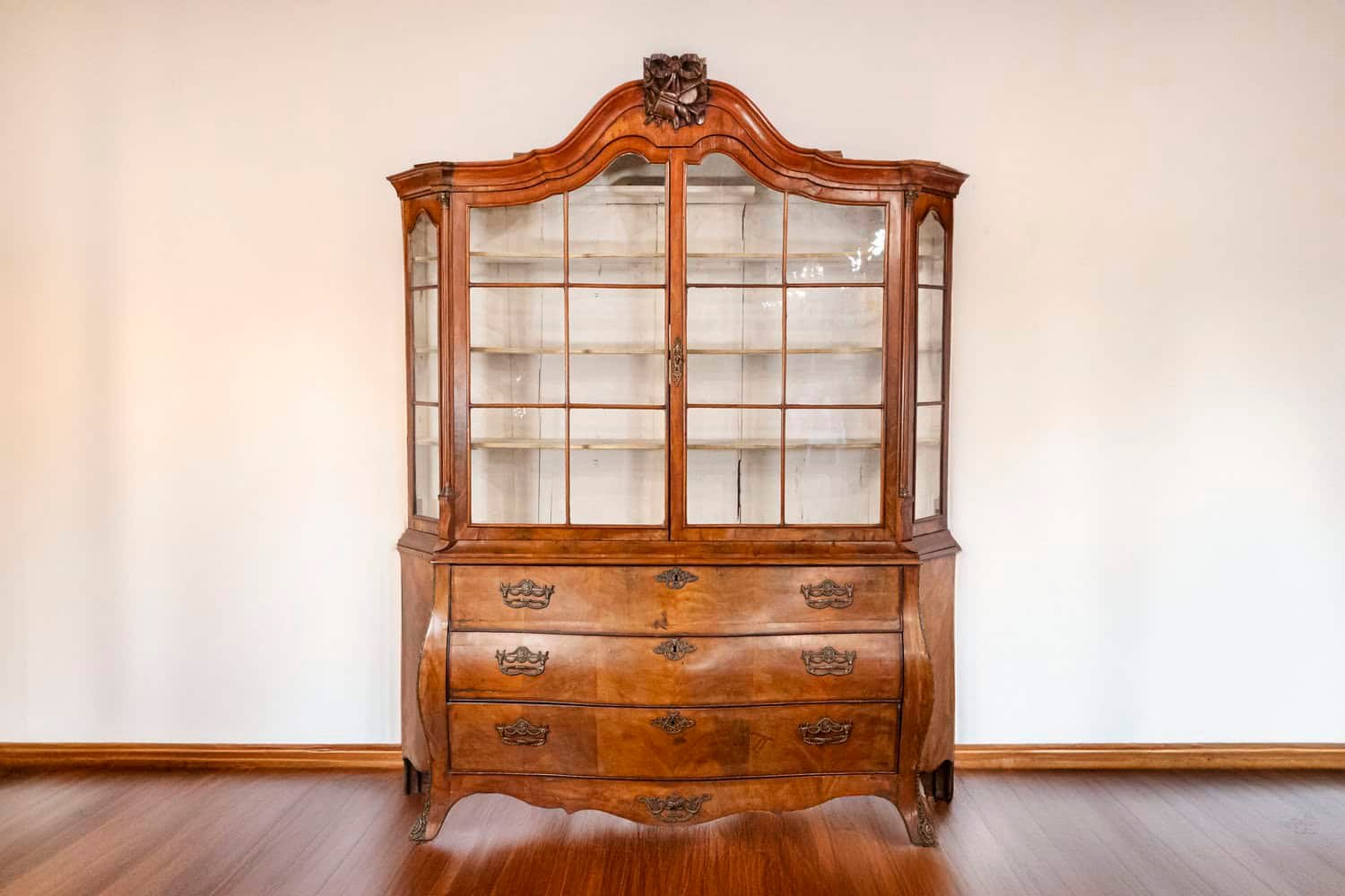 Dutch Rococo 1780s Walnut Vitrine with Bombé Chest, Glass Doors, Hunting Trophy - JAA