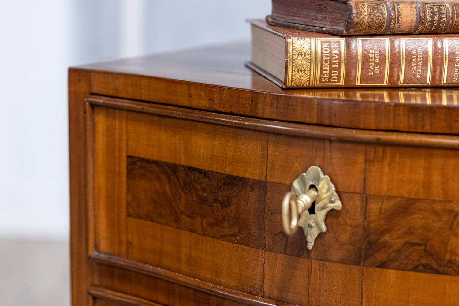 Pair of 19th Century Italian Nightstands - JAA