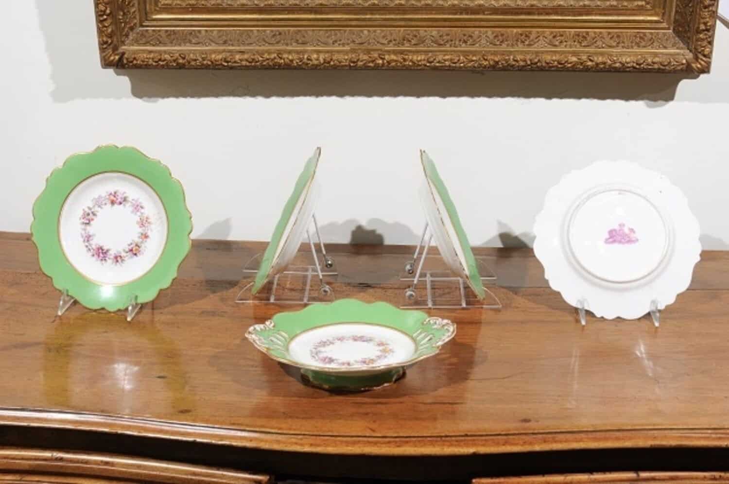 English 19th Century Ridgway Porcelain Dinner Plates and Compote with Green Rim and Floral Décor - JAA