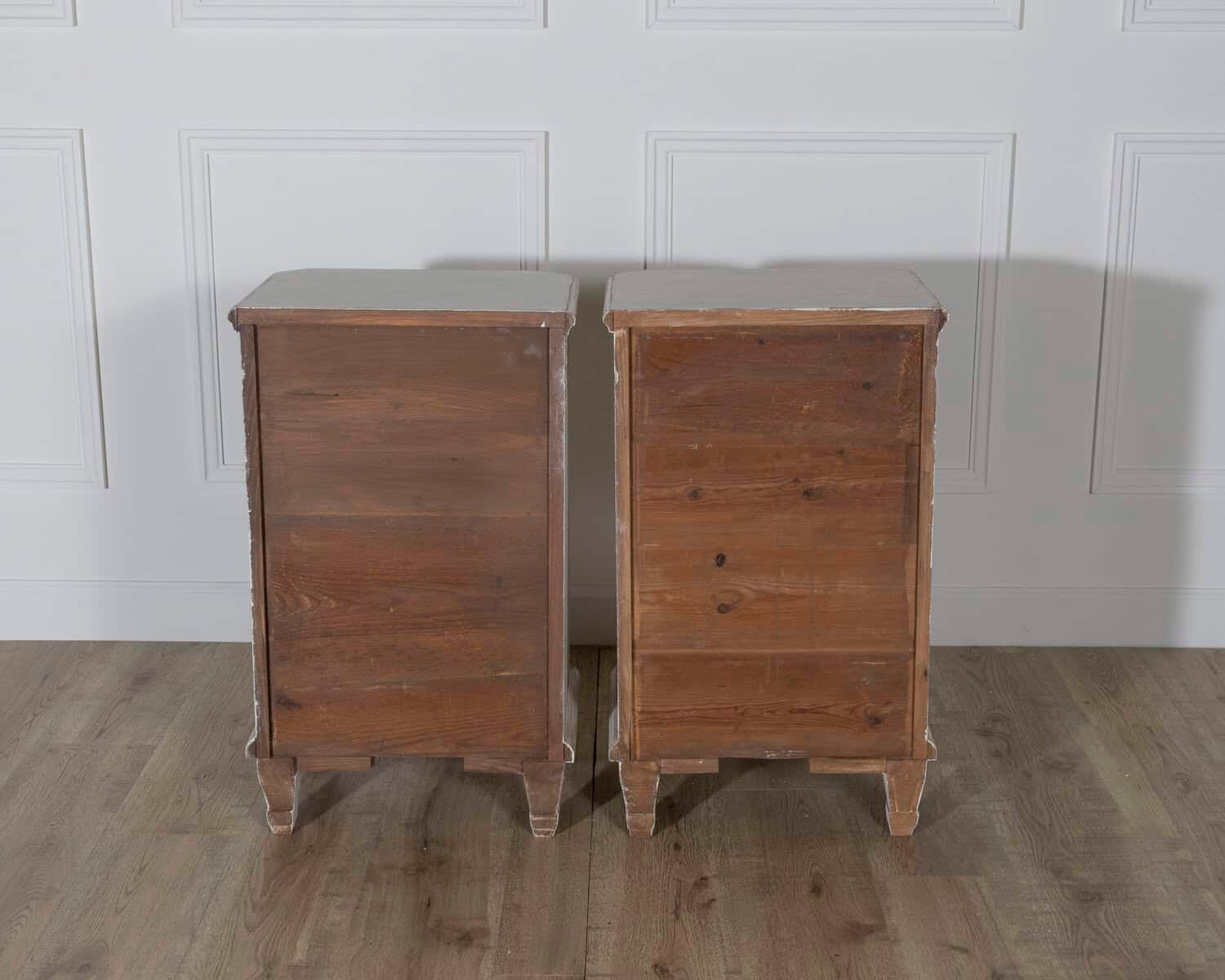 Pair of Swedish Neoclassical Painted Nightstands, circa 1880 - JAA