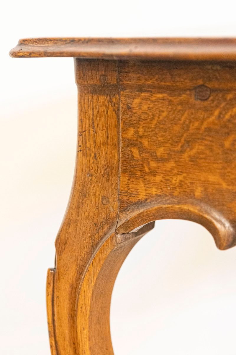 Italian Rococo Early 19th Century Table with Carved Apron and Cabriole Legs - JAA