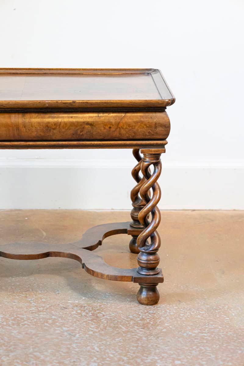 English Queen Anne Style 1910 Burl Walnut Coffee Table with Bookmatched Tray Top - JAA