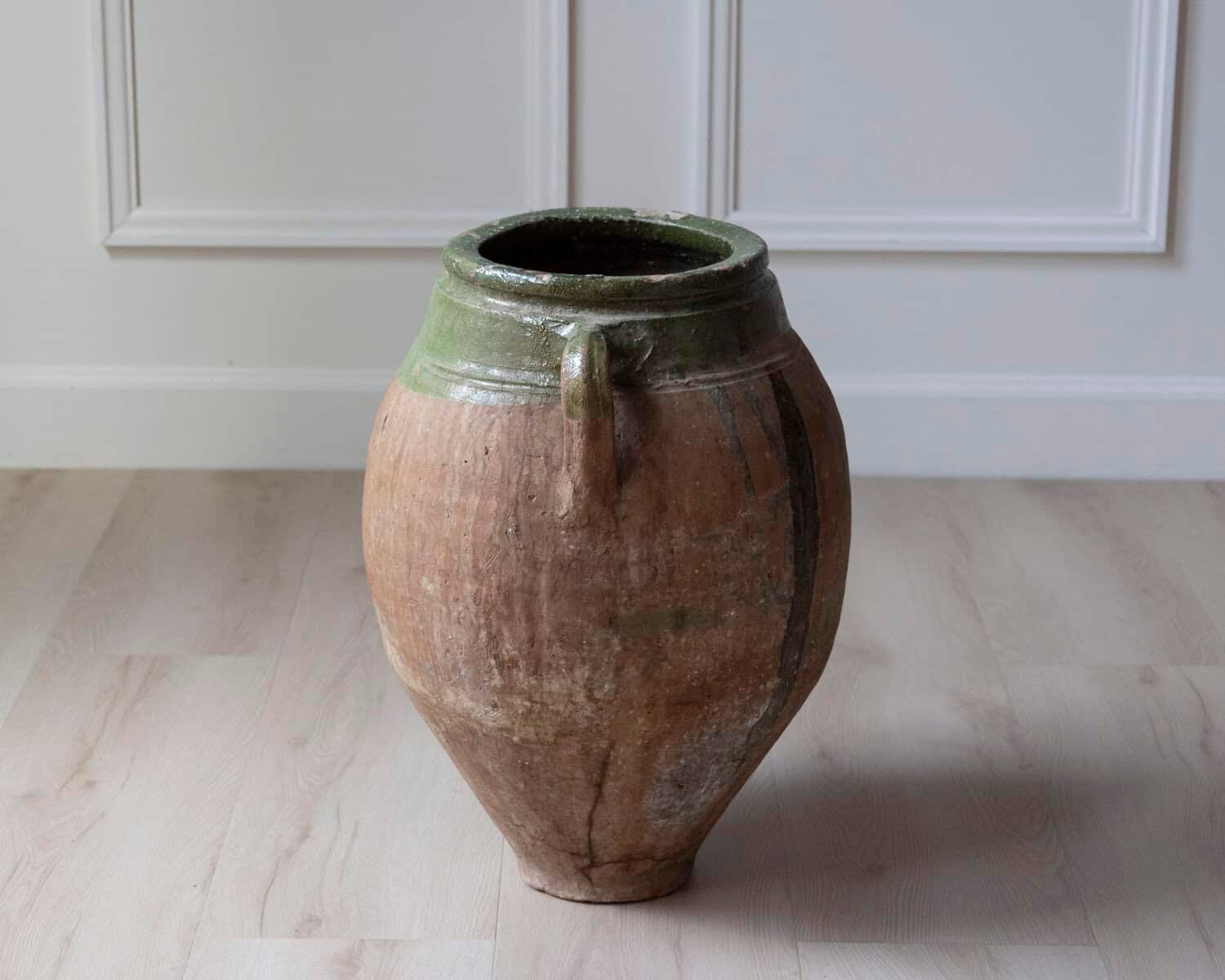 Mediterranean 19th Century Terracotta Jar with Green Glazed Rim - JAA