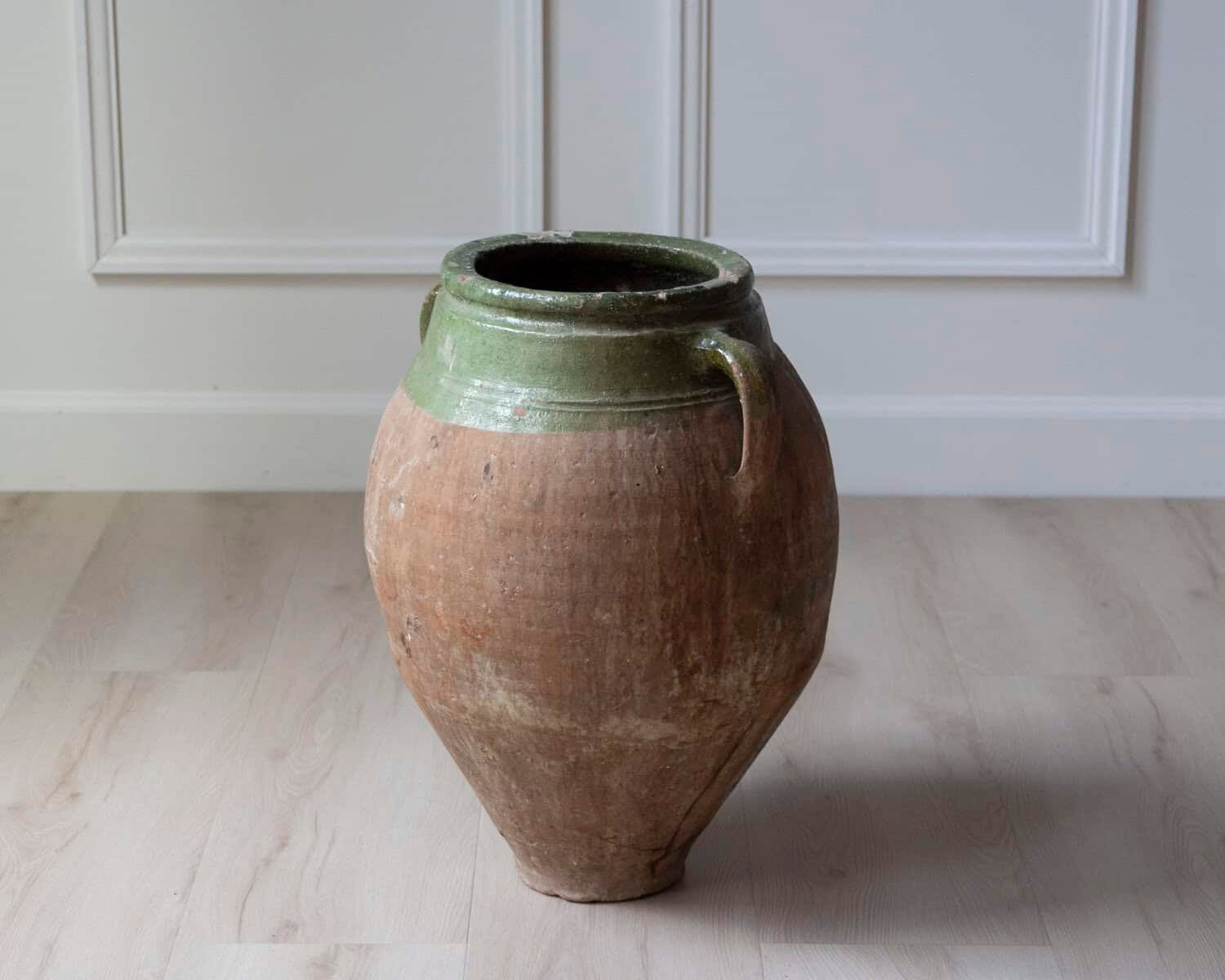Mediterranean 19th Century Terracotta Jar with Green Glazed Rim - JAA