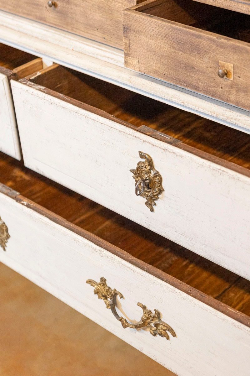 1760s Period Rococo Swedish Cabinet with Glass Doors, Bonnet Top and Cabrioles - JAA