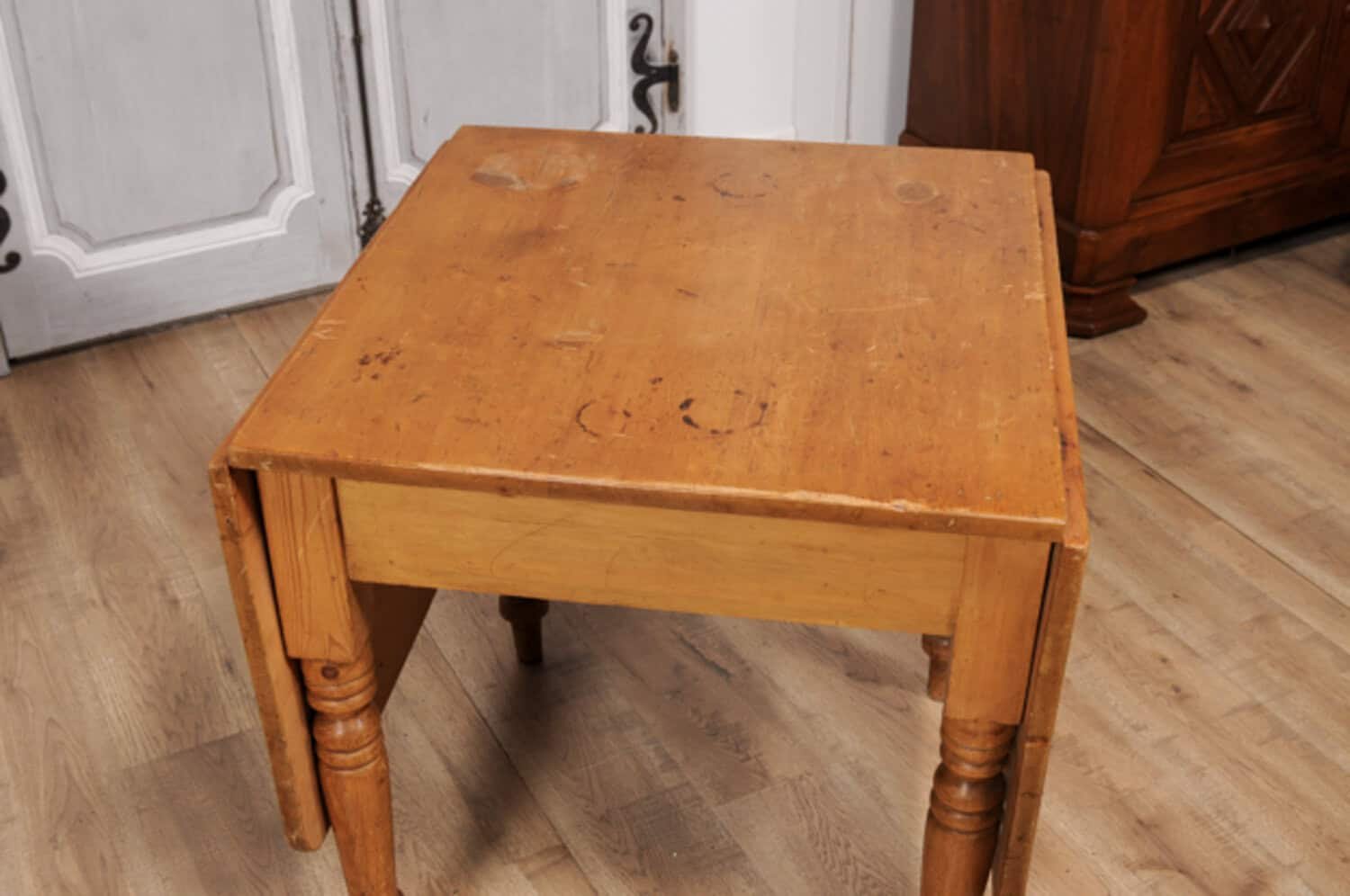 English Pine Drop Leaf Table - JAA