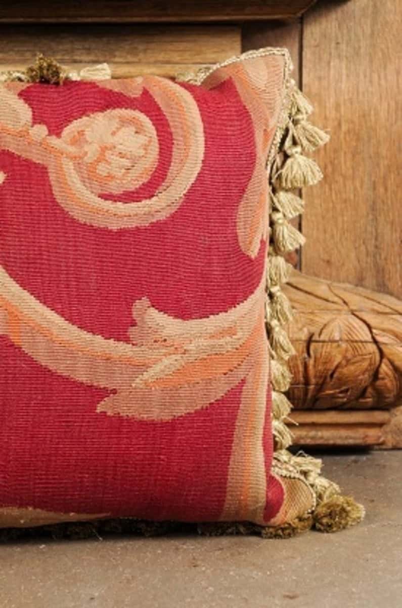 Pair of French Pillows Made of 19th Century Aubusson Tapestries with Foliage - JAA