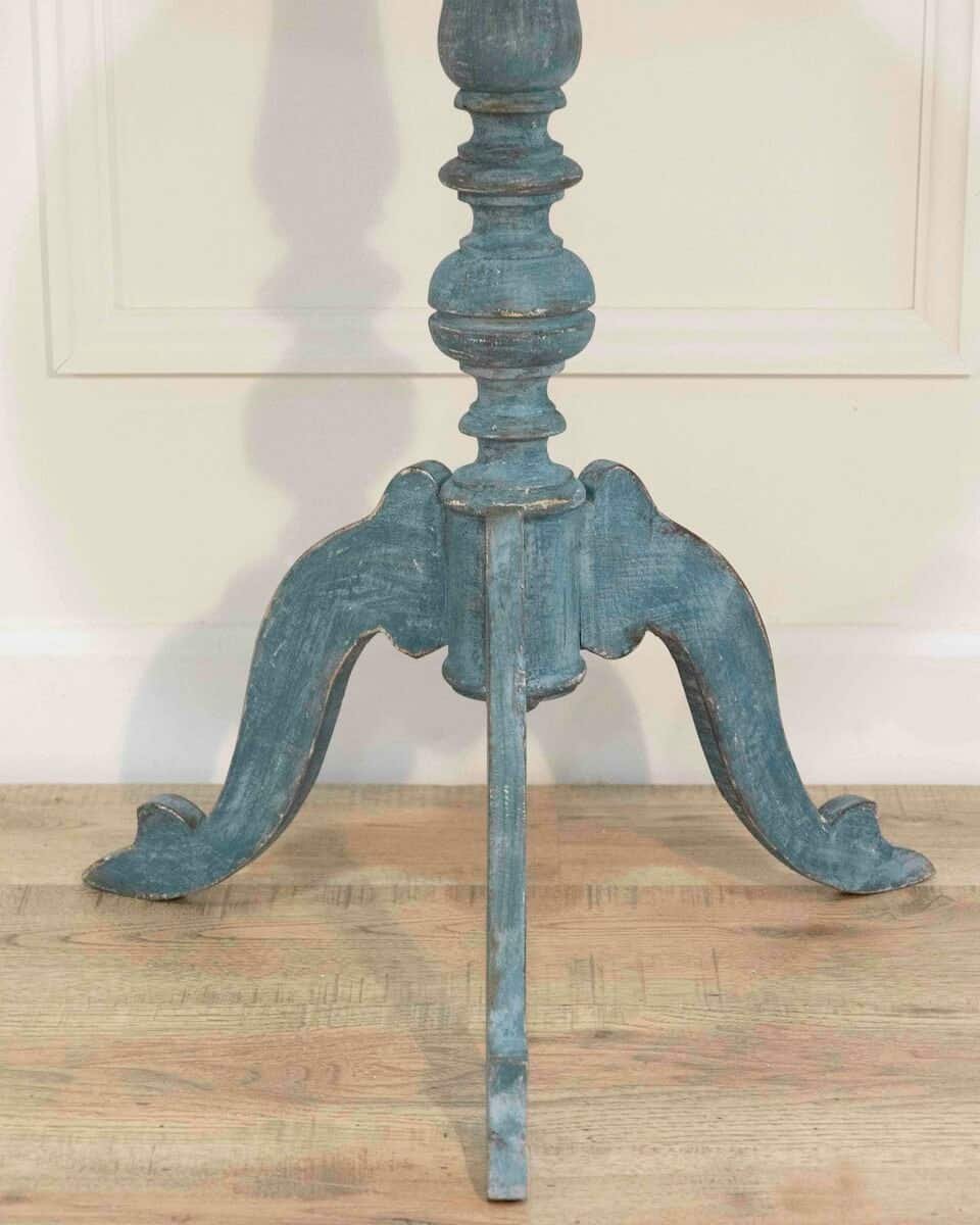 19th Century Swedish Tripod Oval Table - JAA