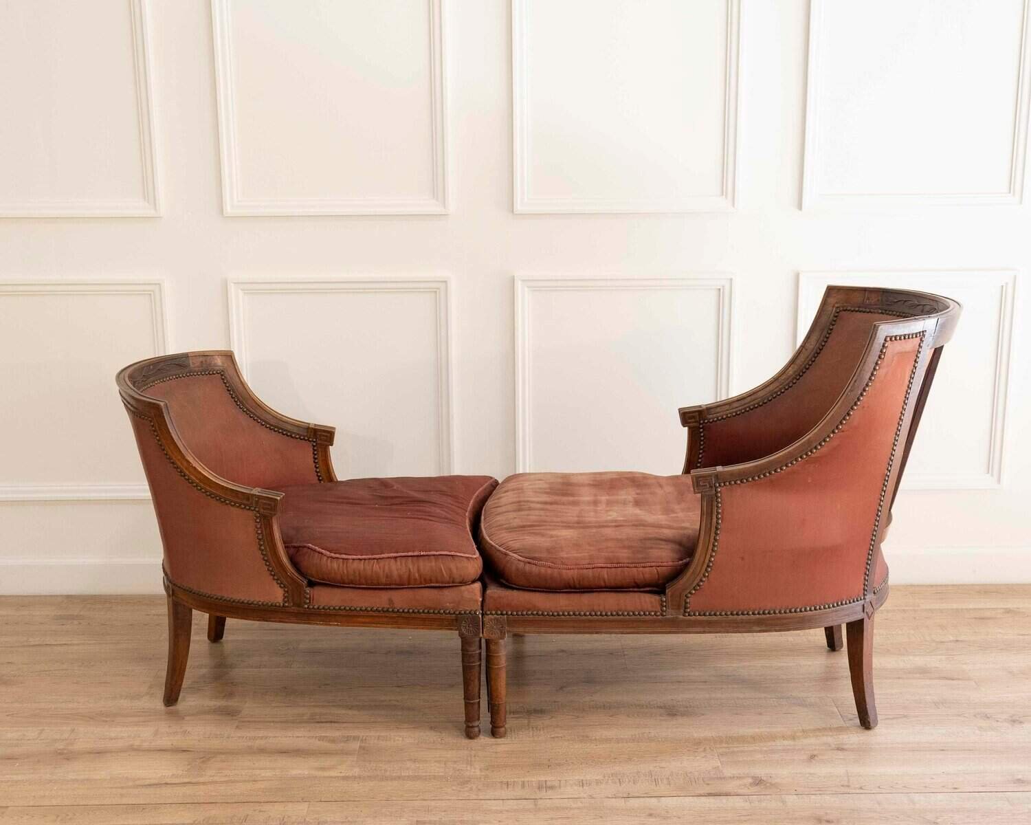18th-Century Provençal Louis XVI Duchesse Brisée in Walnut - JAA