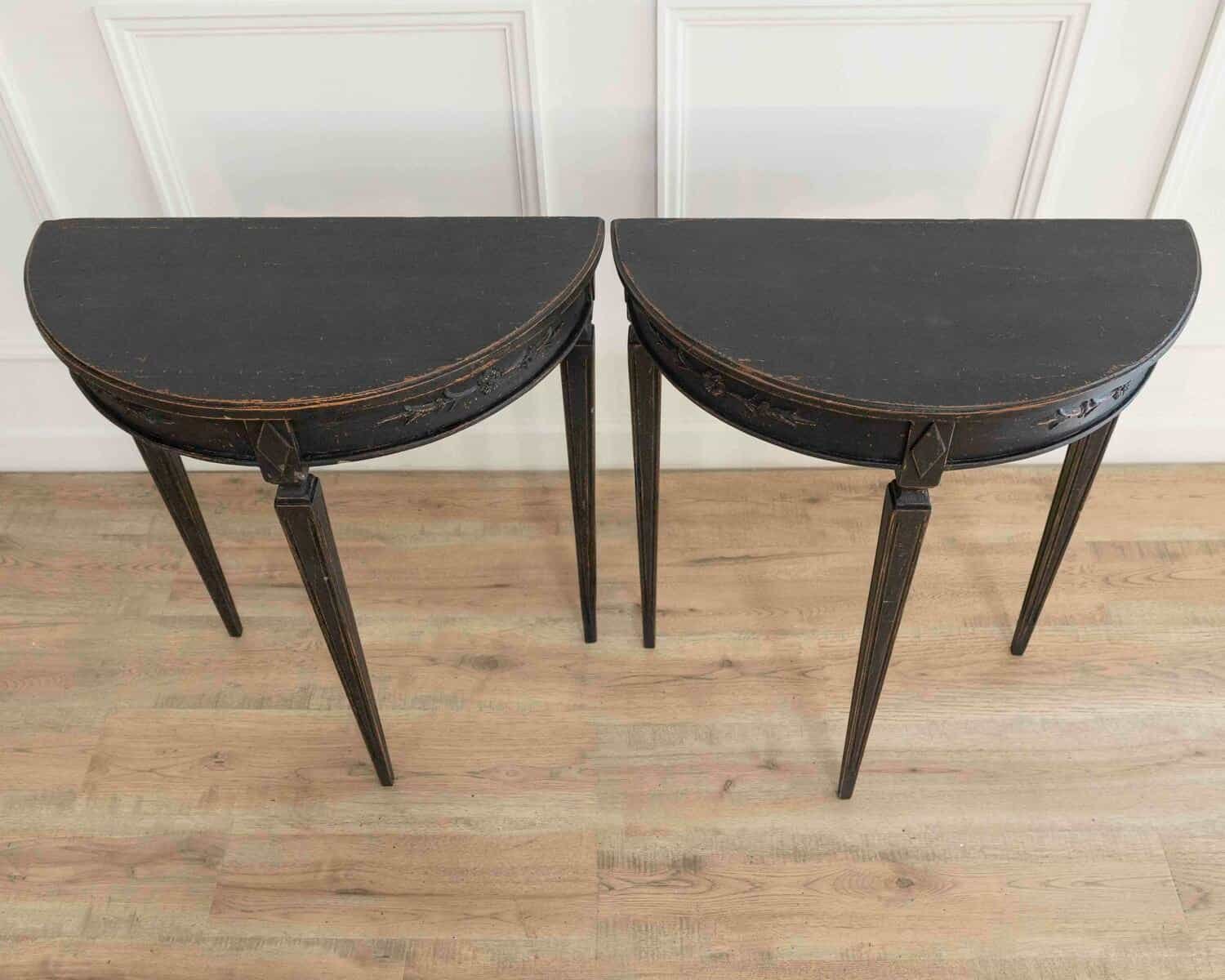 Pair of Demi-Lune Tables, Early 20th Century - JAA