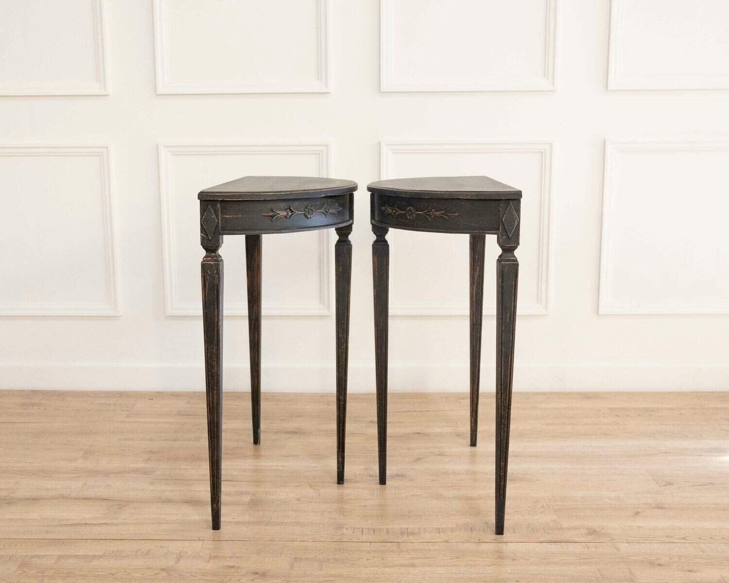 Pair of Demi-Lune Tables, Early 20th Century - JAA