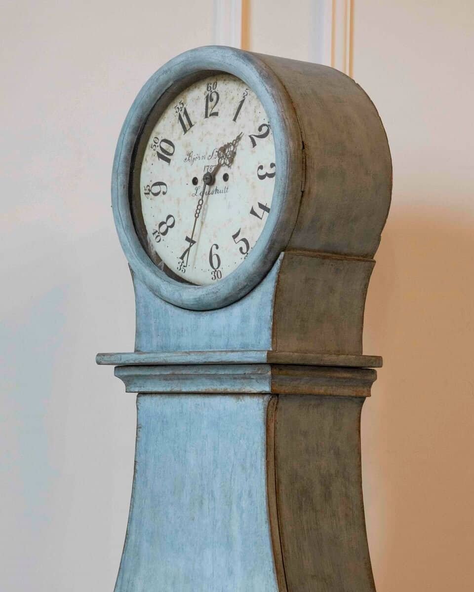 Late 18th-Century Swedish Rococo Longcase Clock, Dated 1787 - JAA