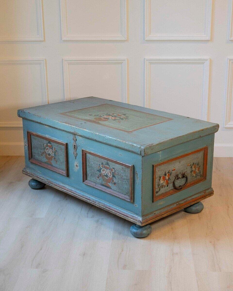 Alpine Early 19th Century Blue-Painted Fir Chest with Floral Vase Panels and Bun Feet - JAA