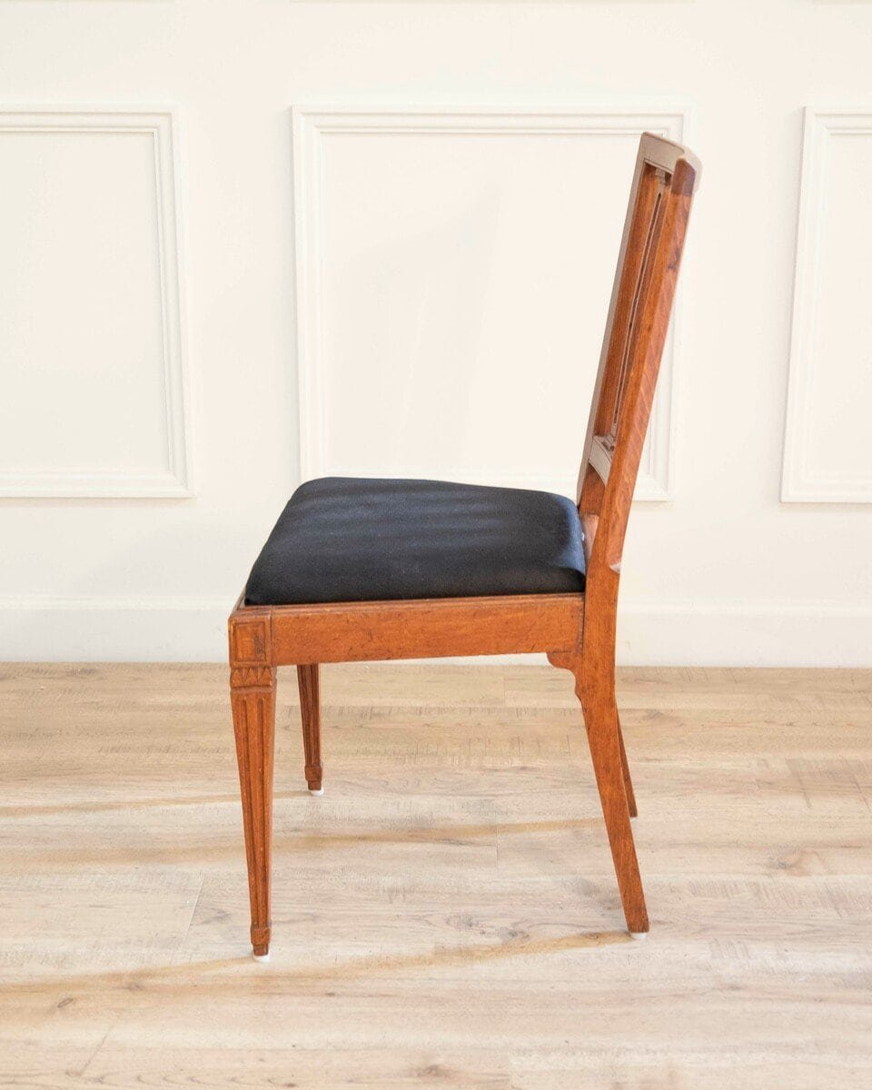 A set of 6 period Gustavian Scandinavian Chairs - JAA