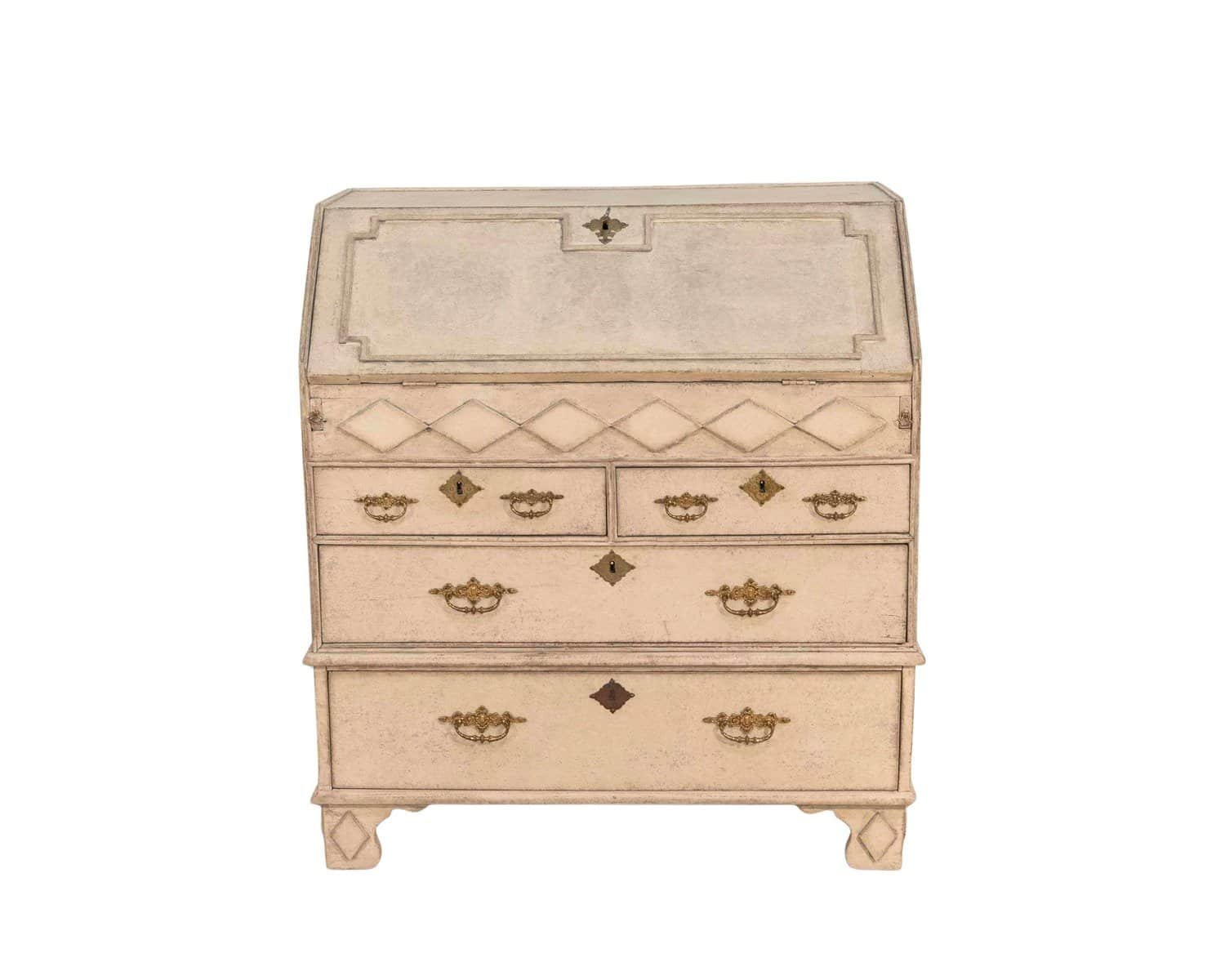 This bureau originates from Scandinavia and features exquisite carvings - JAA