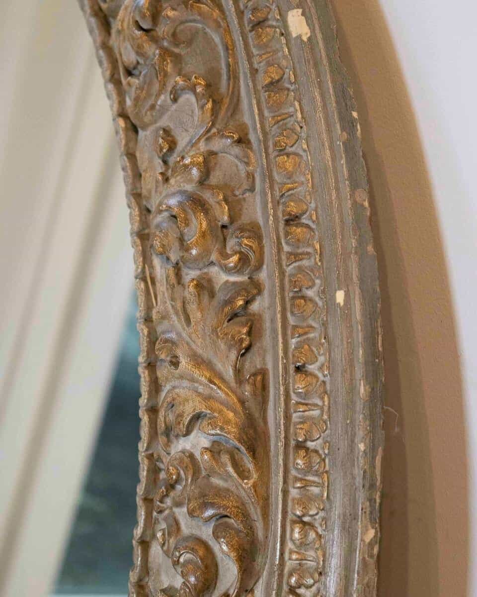 ON HOLD - Italian Giltwood Round Mirror, Finely Carved, 19th Century - JAA