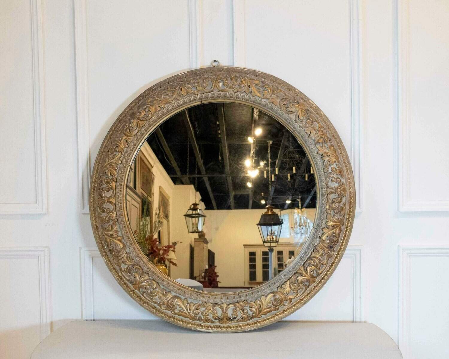 ON HOLD - Italian Giltwood Round Mirror, Finely Carved, 19th Century - JAA