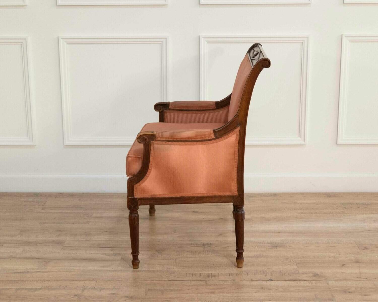 Directoire Period Marquise In Mahogany. - JAA