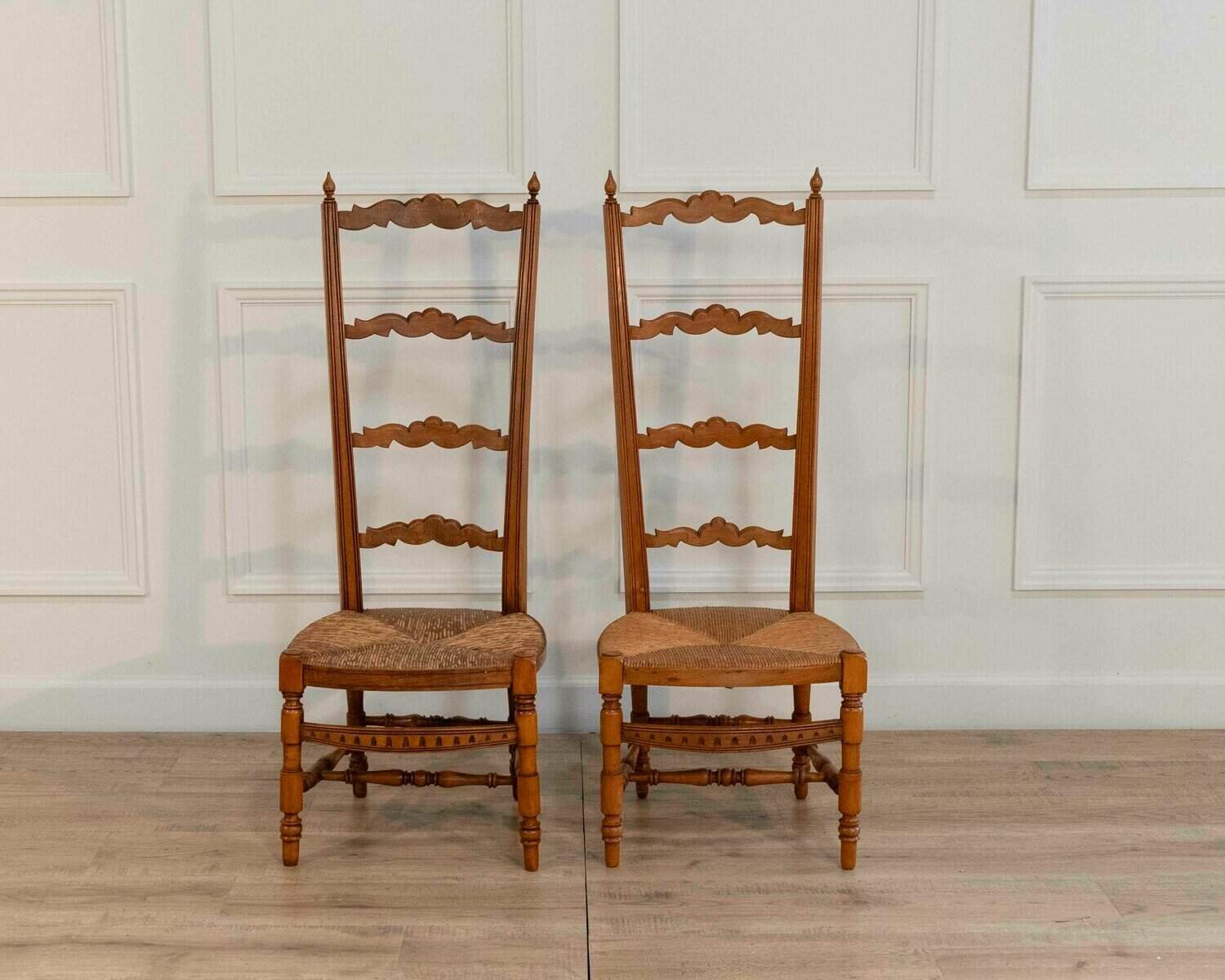 Pair Of Nurse's Chairs, 19th Century Provence In Beech - JAA