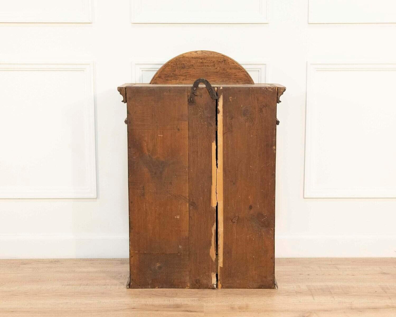 19th-Century Painted Skåne Wall Cabinet with Reeded Doors - JAA