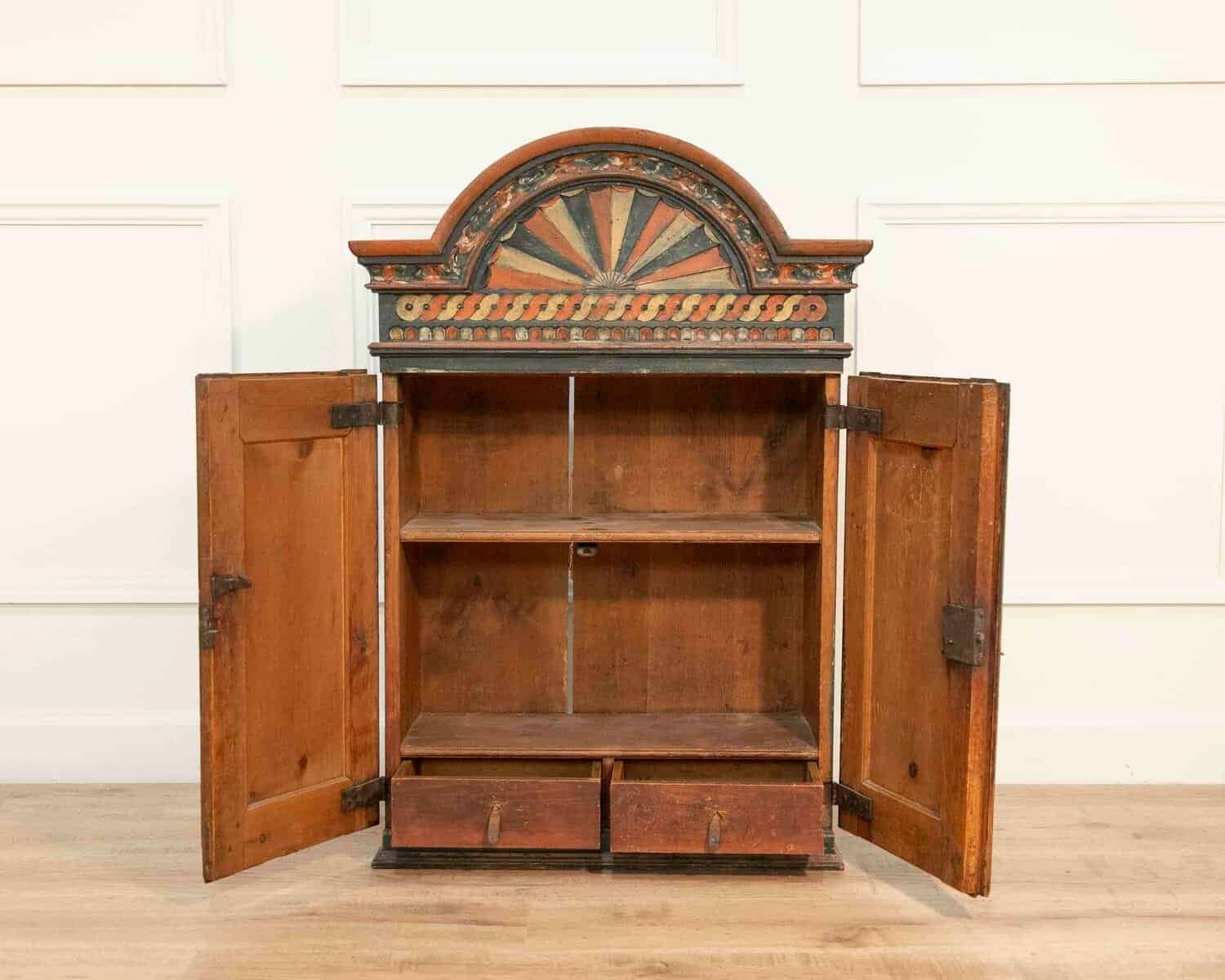 19th-Century Painted Skåne Wall Cabinet with Reeded Doors - JAA