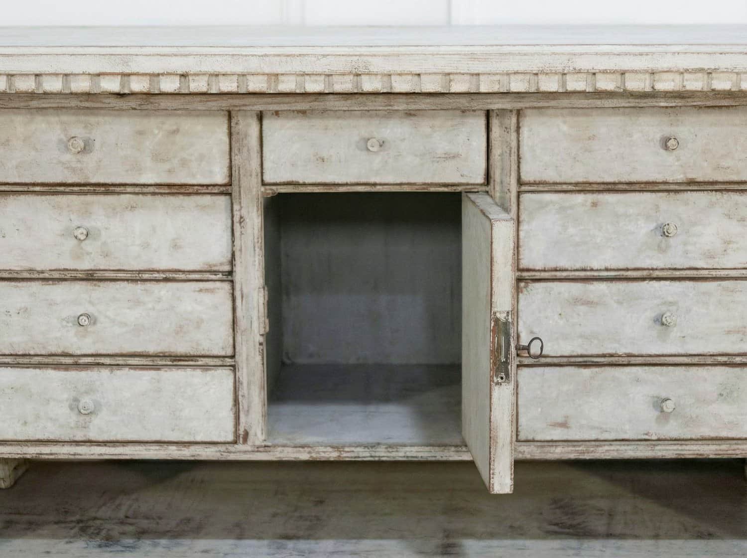 19th-Century Swedish Painted Bureau in White with Original Interior - JAA