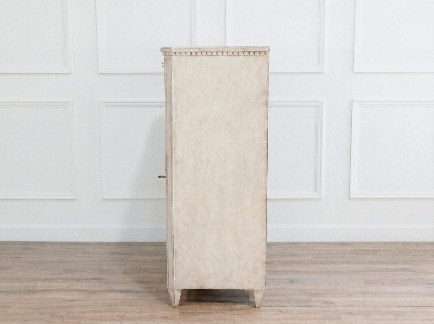 19th-Century Swedish Painted Bureau in White with Original Interior - JAA
