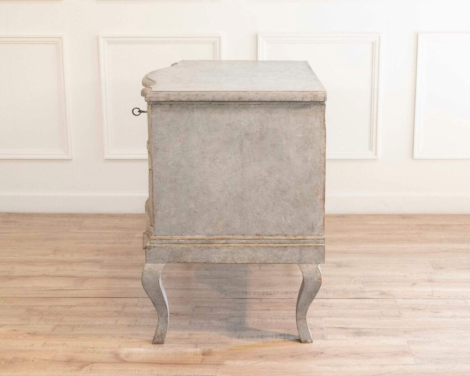 Late 18th-Century Swedish Baroque Chest of Drawers, circa 1790–1810 - JAA