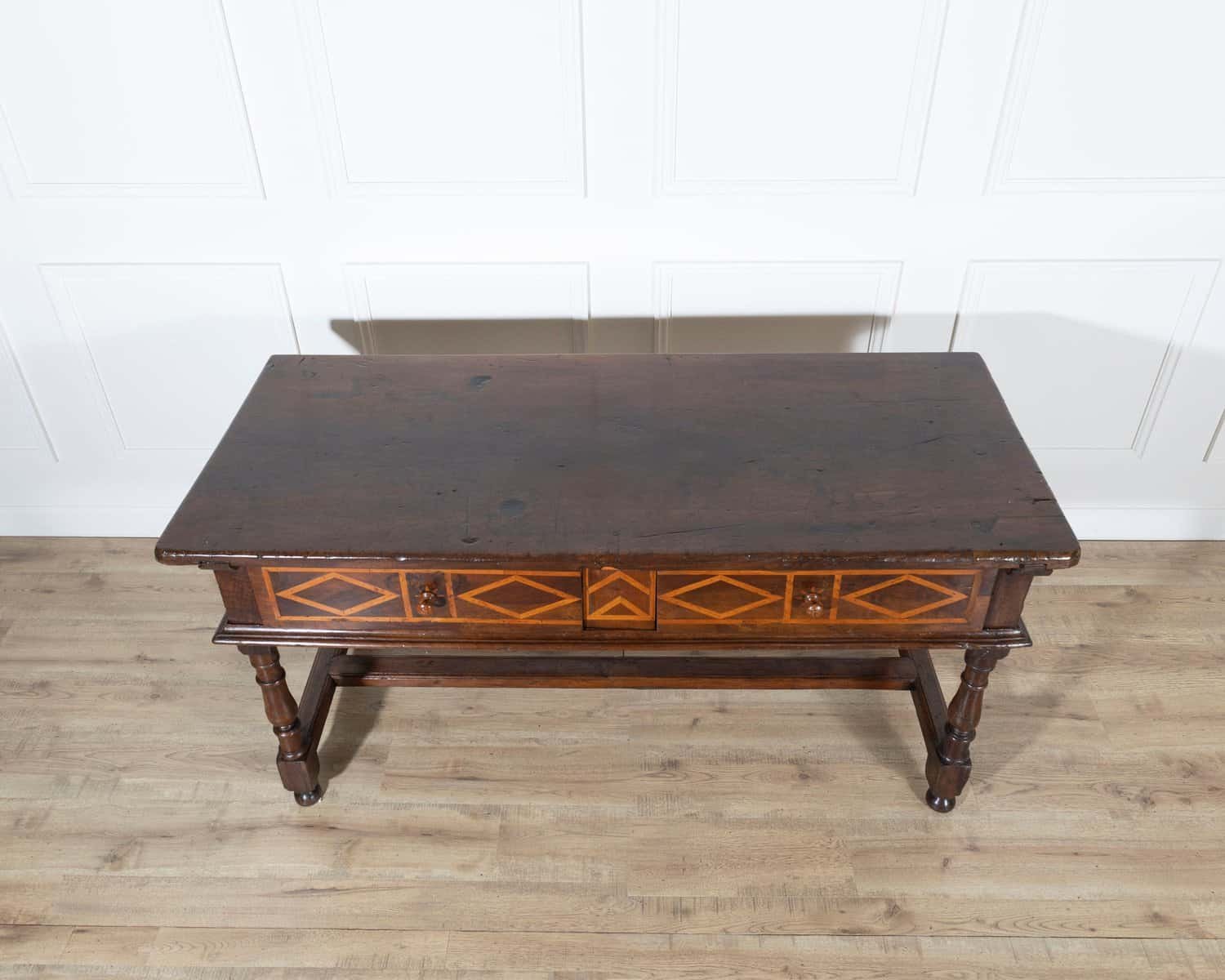 17th-Century Italian Fratino Table in Walnut with Cherry Inlay - JAA