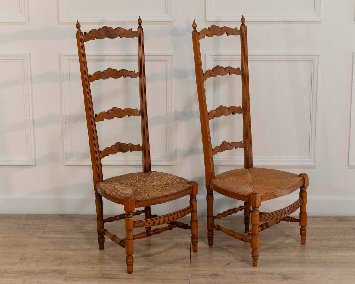 Pair Of Nurse's Chairs, 19th Century Provence In Beech - JAA