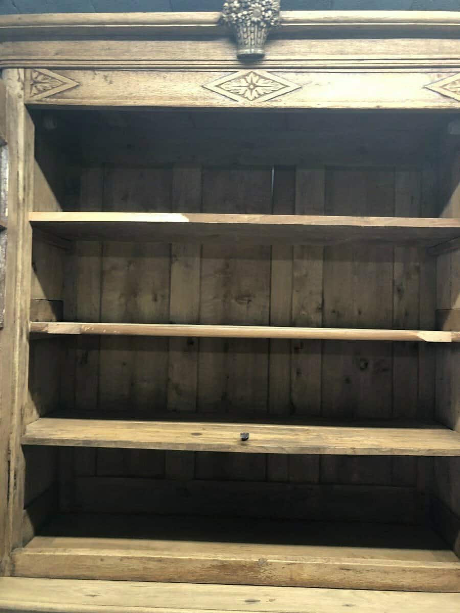 Italian 17th Century Tuscan Walnut Table with Turned Legs - JAA