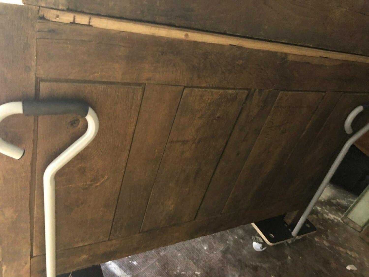 Italian 17th Century Tuscan Walnut Table with Turned Legs - JAA