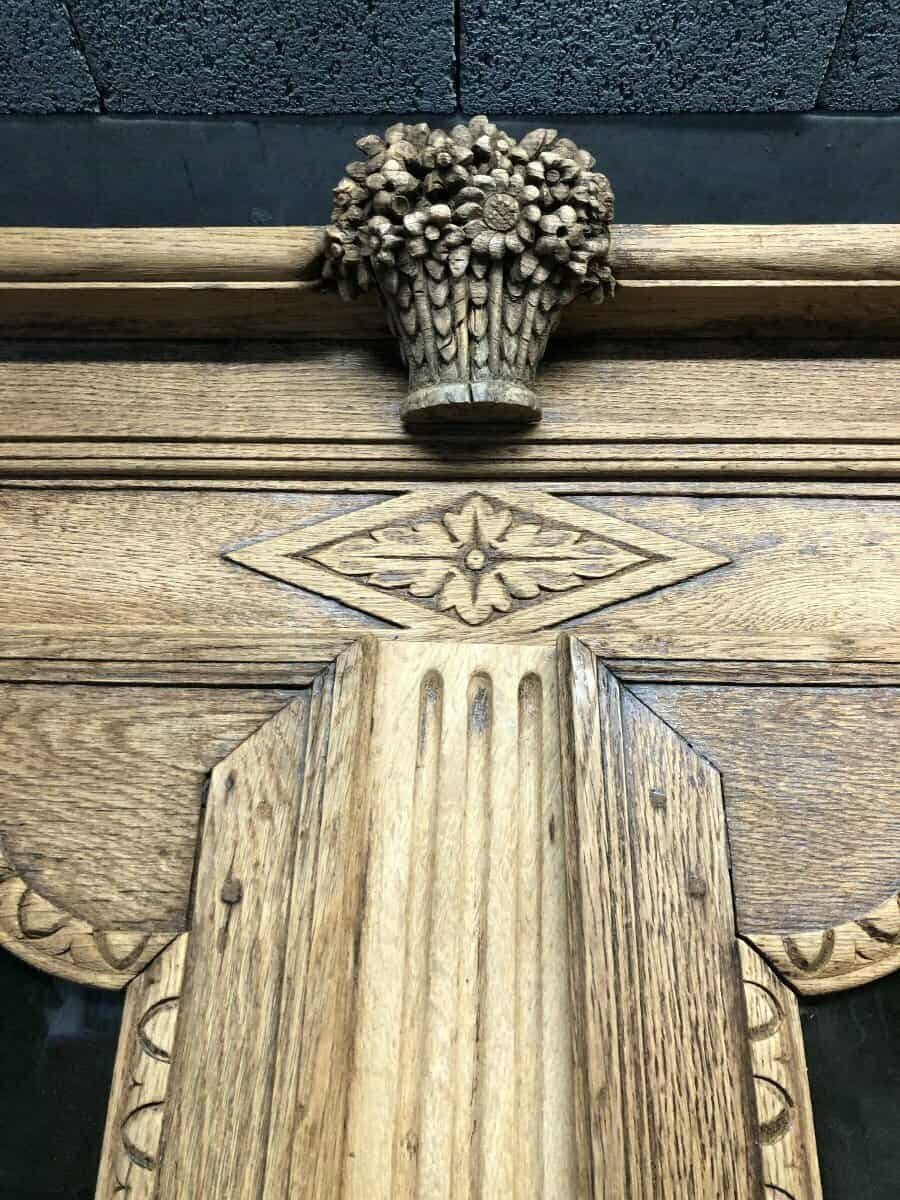 Italian 17th Century Tuscan Walnut Table with Turned Legs - JAA