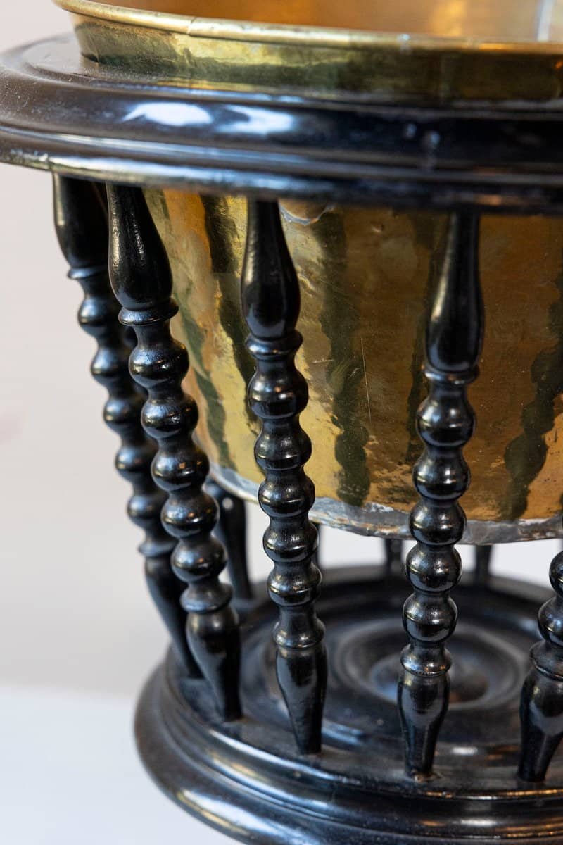 Dutch 1840s Ebonized Wood Jardinière with Brass Liner and Turned Spindles - JAA