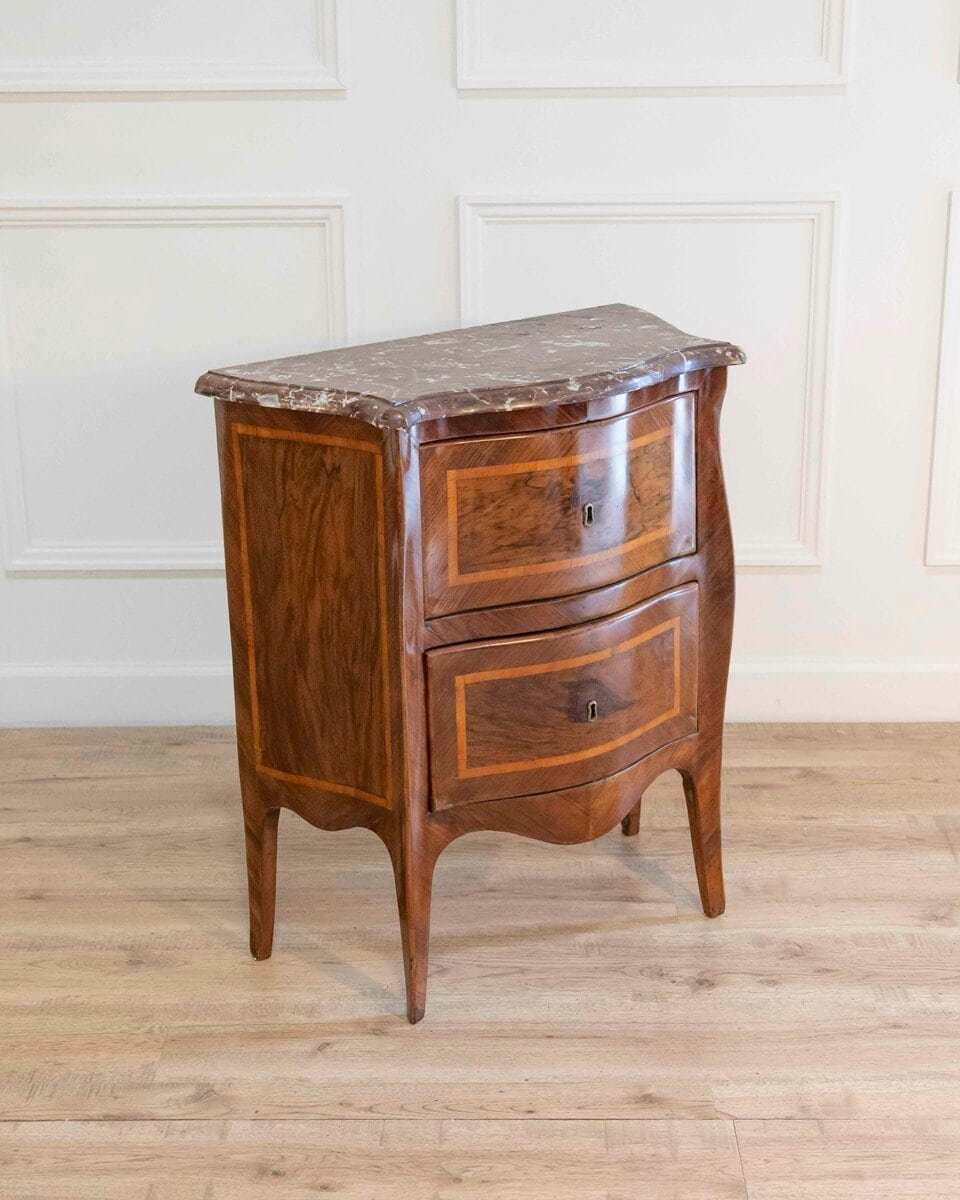 Small Italian Curved Chest Of Drawers In Walnut From The Louis XV Period - JAA