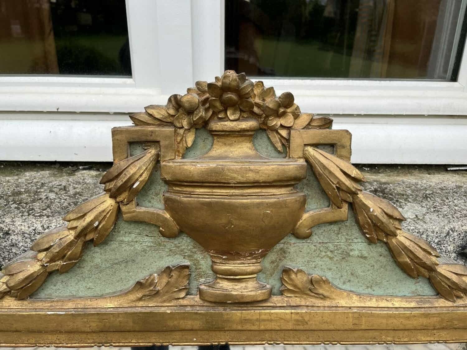 Italian 18th Century Neoclassical Painted and Gilded Console Table with Marble Top - JAA