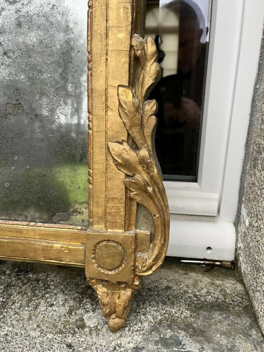 Italian 18th Century Neoclassical Painted and Gilded Console Table with Marble Top - JAA