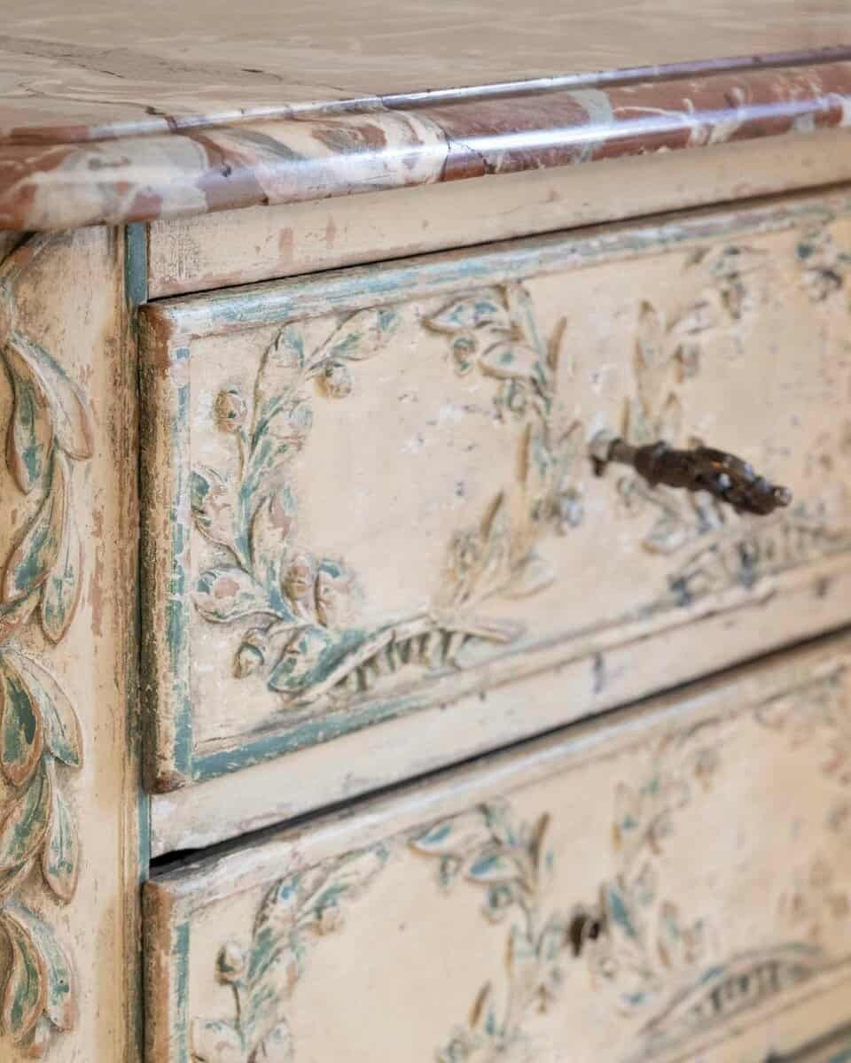 19th century half chest of drawers - JAA