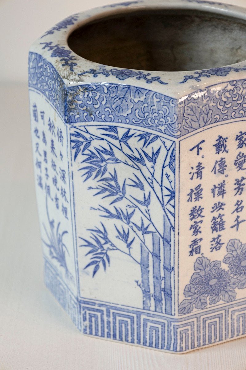 Chinese 20th Century Blue and White Hexagonal Porcelain Vase with Hand-Painted Foliage Décor - JAA