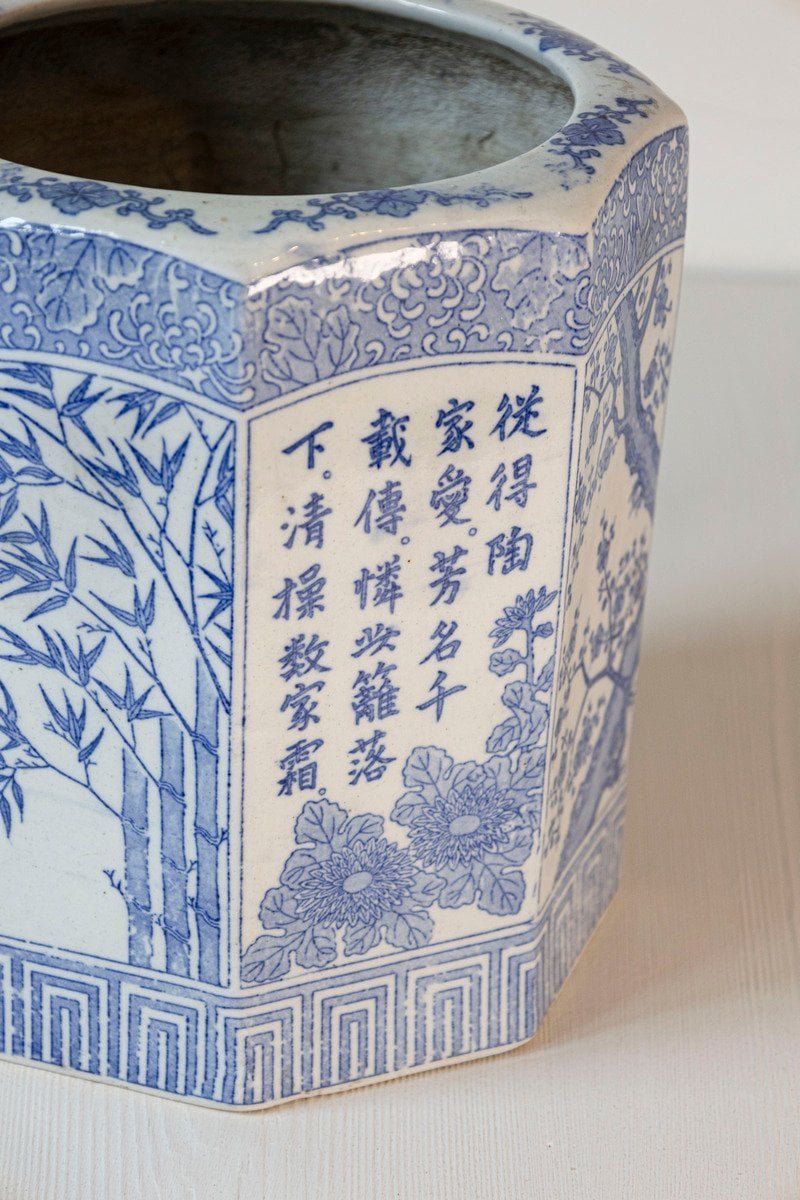 Chinese 20th Century Blue and White Hexagonal Porcelain Vase with Hand-Painted Foliage Décor - JAA