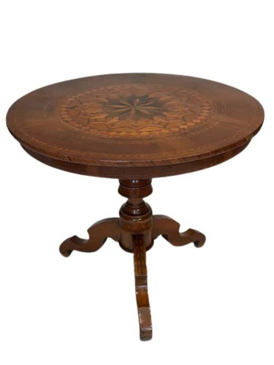 Italian Early 19th Century Round Inlaid Table
