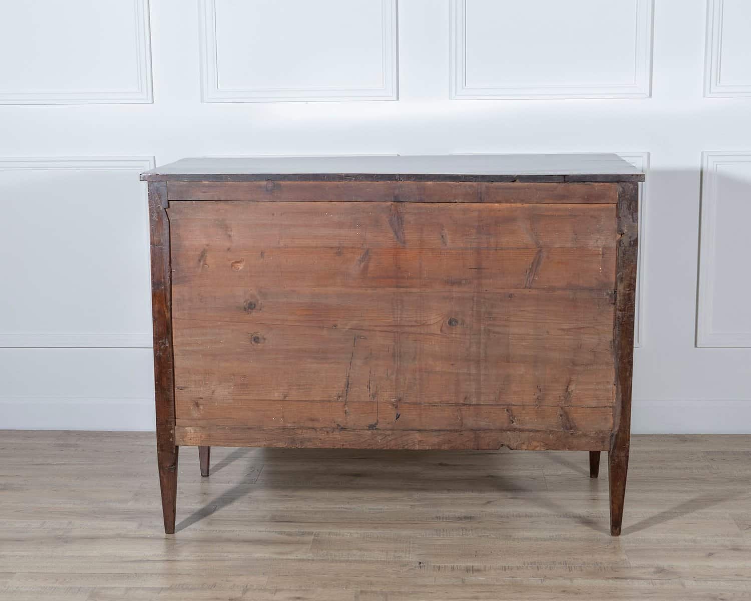 Late 18th-Century Italian Directoire Walnut Chest of Drawers — Emilia Romagna - JAA