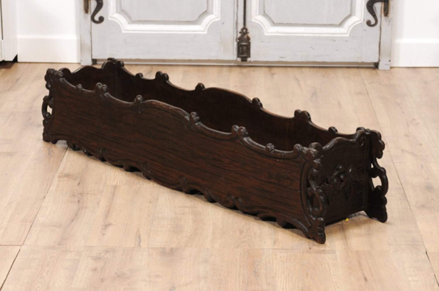 French 1890s Oak Planter with Carved Gardening Themed Frieze - JAA