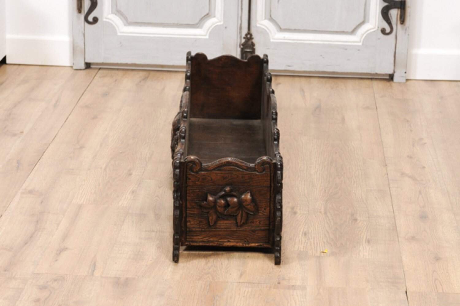 French 1890s Oak Planter with Carved Gardening Themed Frieze - JAA
