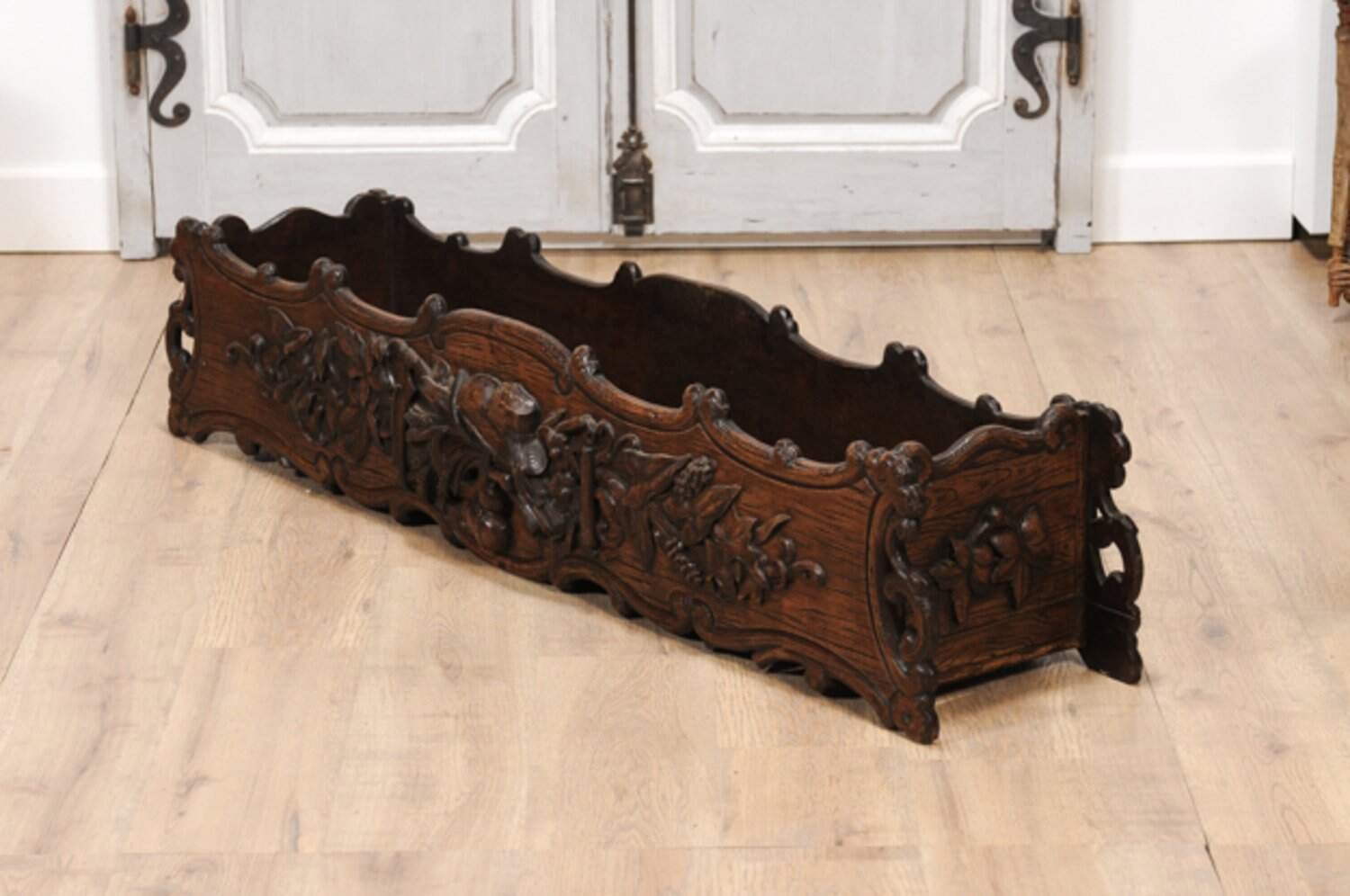 French 1890s Oak Planter with Carved Gardening Themed Frieze - JAA