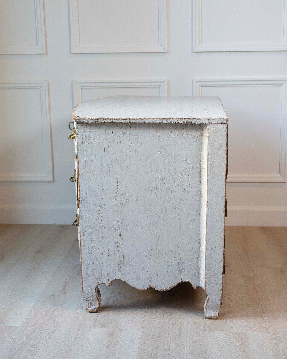 Swedish 18th Century Rococo Commode Circa 1770 - JAA